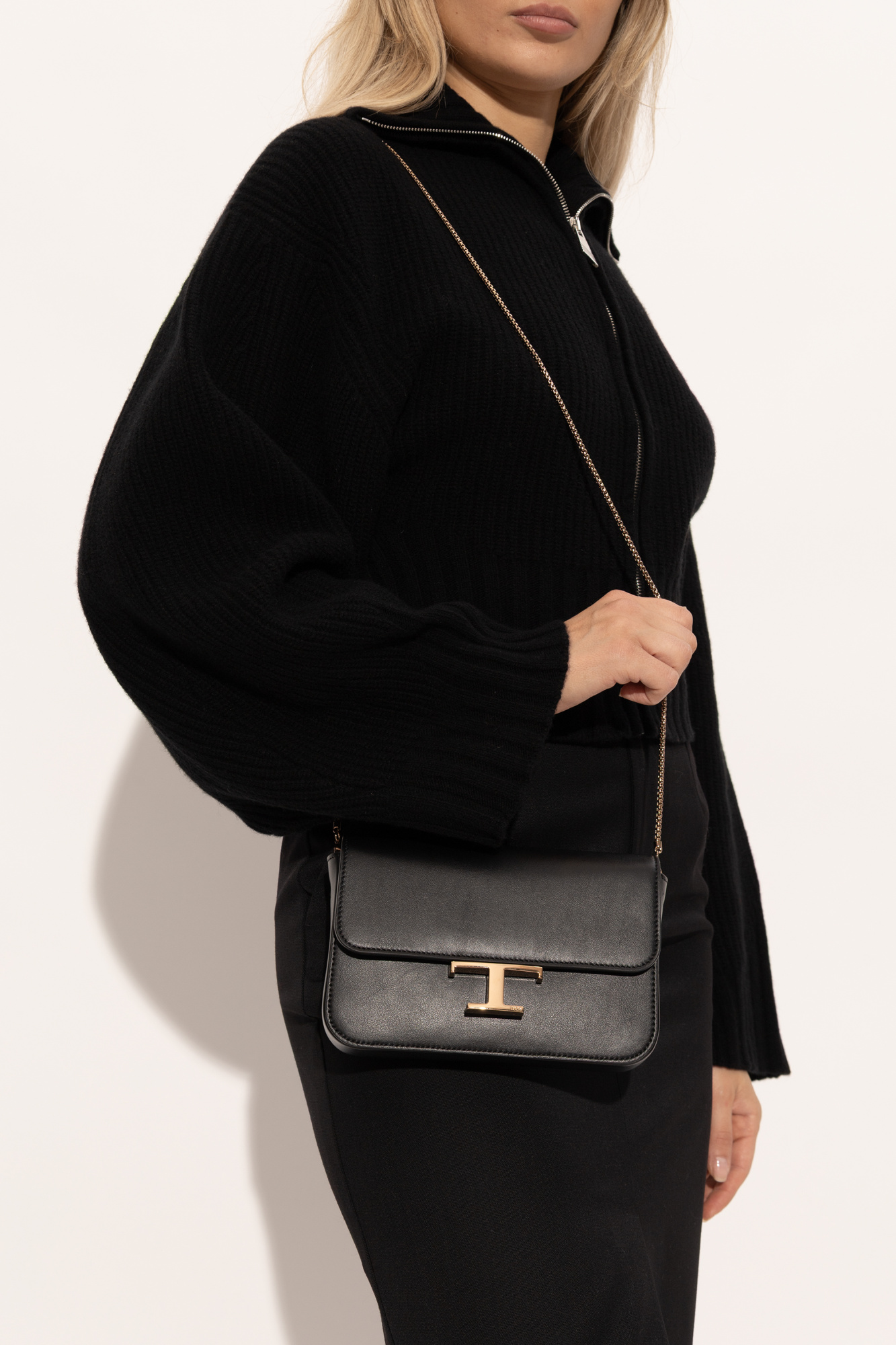 ショルダーバッグ・ポシェット Tod's Spacious Grained Leather Shoulder Bag Black Leather shoulder bag Tod's - Vitkac GB